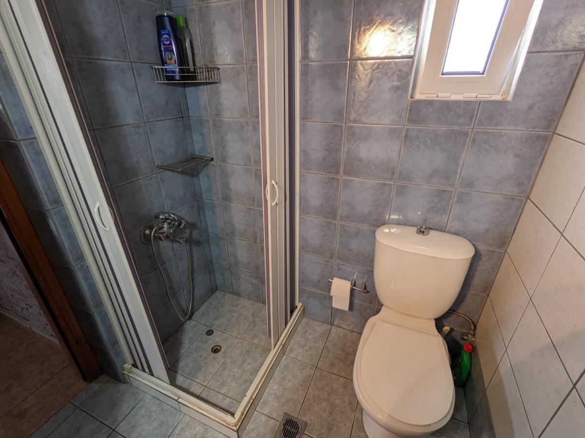 Modern 1-Bedroom With Bbq & Roof Garden Near Beach Stalós Zewnętrze zdjęcie