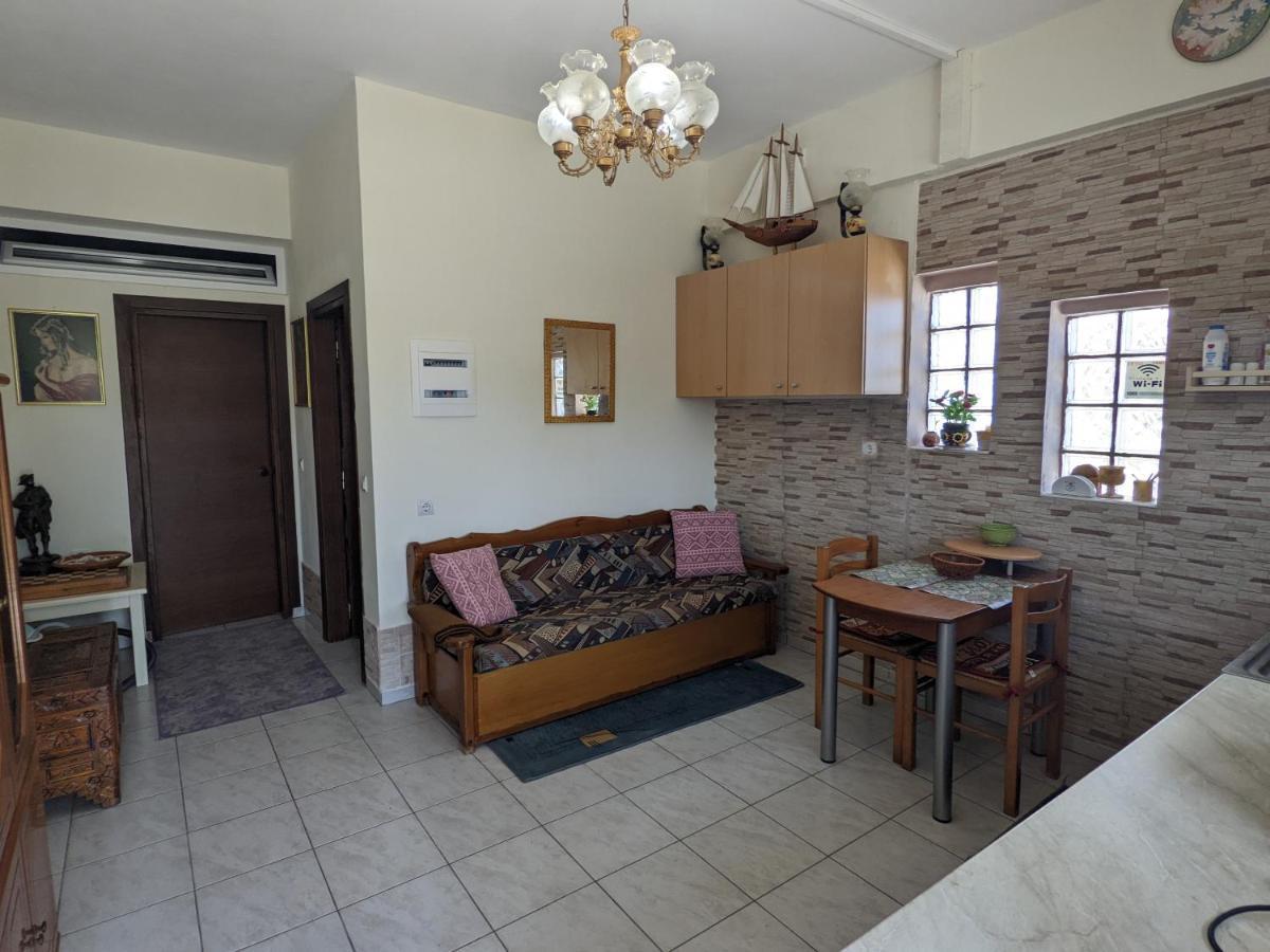 Modern 1-Bedroom With Bbq & Roof Garden Near Beach Stalós Zewnętrze zdjęcie