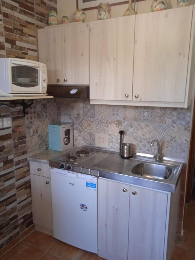 Modern 1-Bedroom With Bbq & Roof Garden Near Beach Stalós Zewnętrze zdjęcie