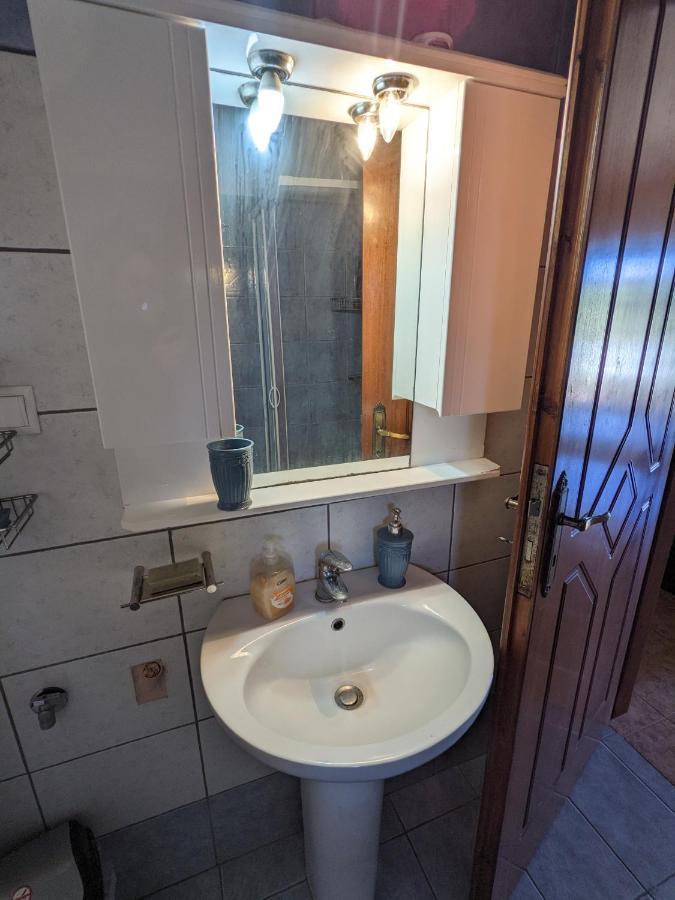 Modern 1-Bedroom With Bbq & Roof Garden Near Beach Stalós Zewnętrze zdjęcie